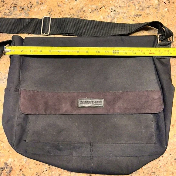 Kenneth Cole New York Canvas Laptop Bag - Picture 3 of 7